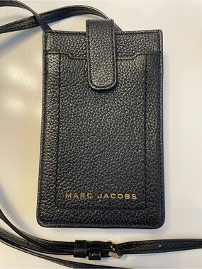 Marc Jacobs Black Pebbled Leather Crossbody Phone Card Case